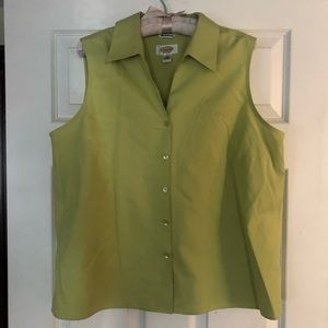 Wrinkle resistant Talbots tank top.